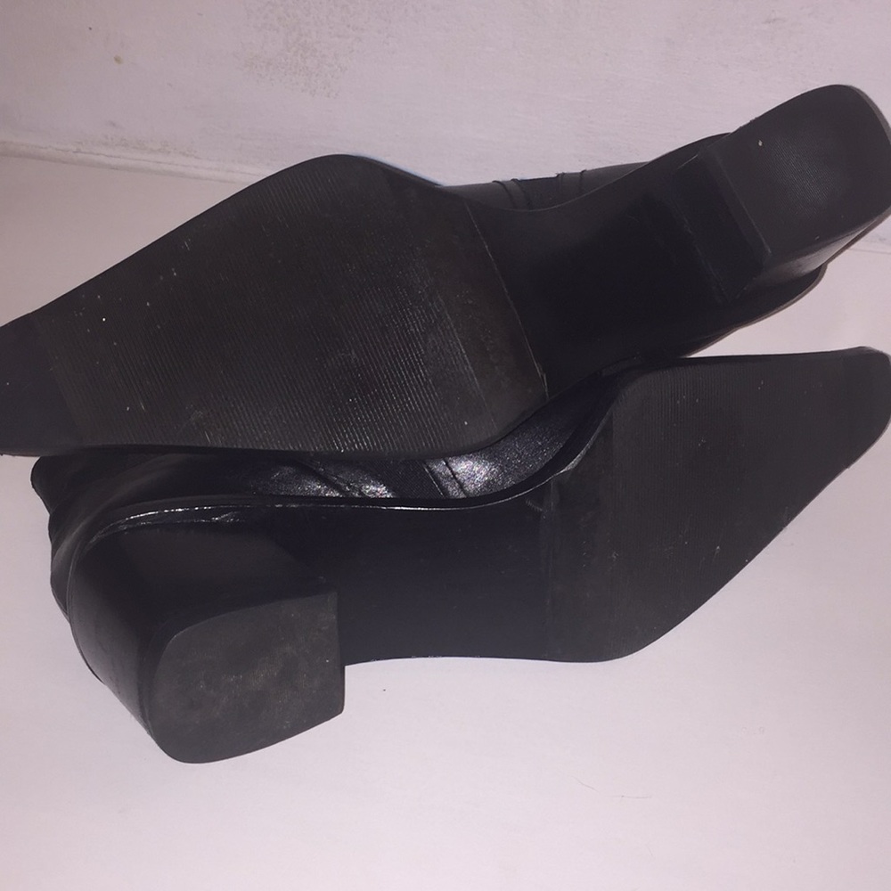 Stuart Weitzman Leather Ankle Boot W Block Heel - image 6